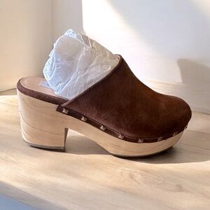 Steve Madden Studded Cognac Suede Clog. 7.5